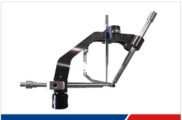 胫骨髓内钉PEEK横向支架主体